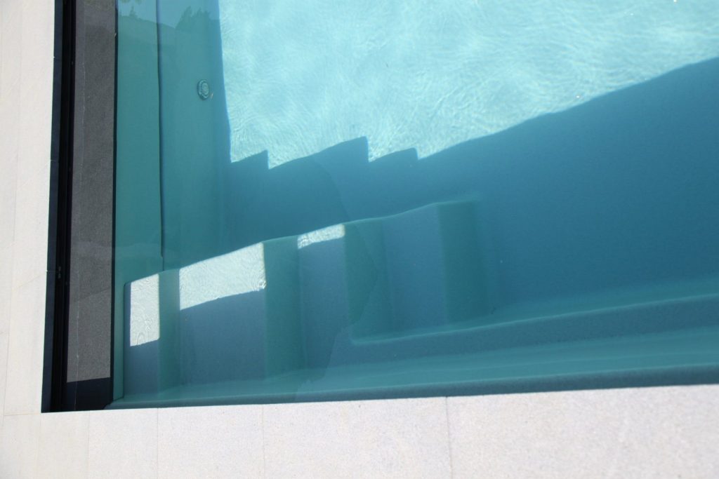 caption for image 1