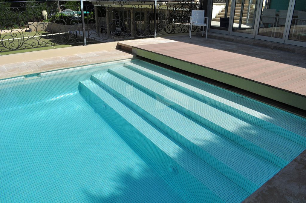 caption for image 1