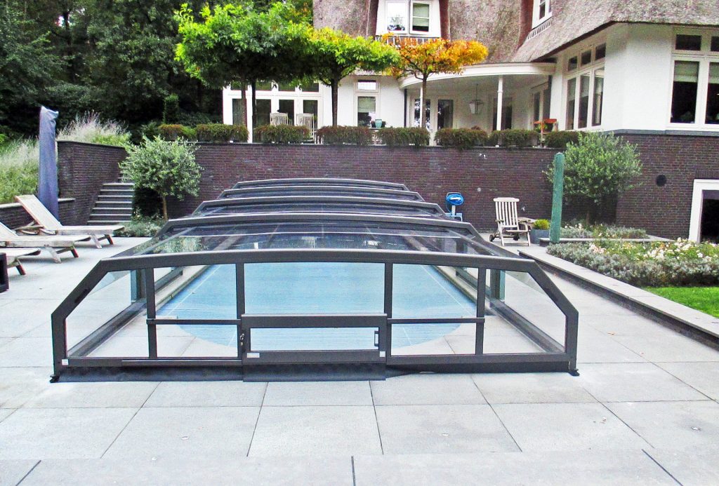 caption for image 1