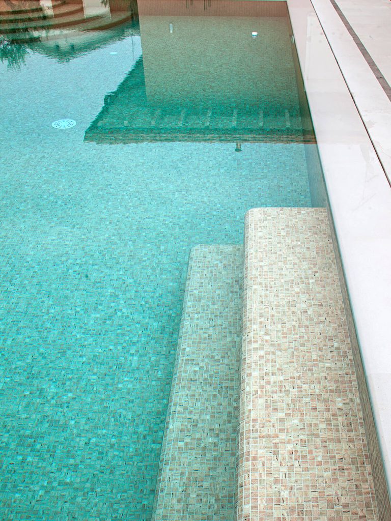 caption for image 1